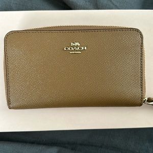Coach wallet wristlet